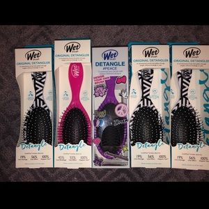 Wet Detangler Brushes